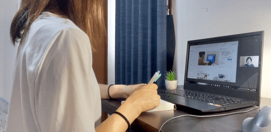 アクティメソッド｜保護者説明会の様子