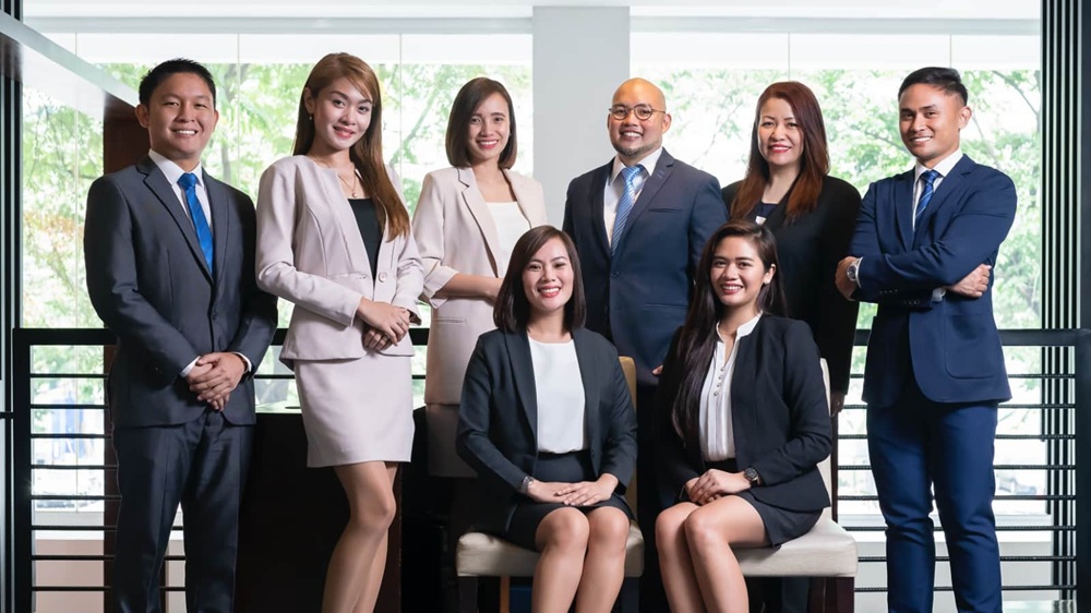 ビズメイツの講師